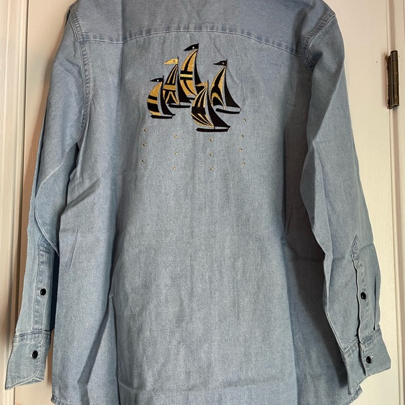 NWT Pretty Things Embellished Denim Button Down Shirt - Picture 7 of 9